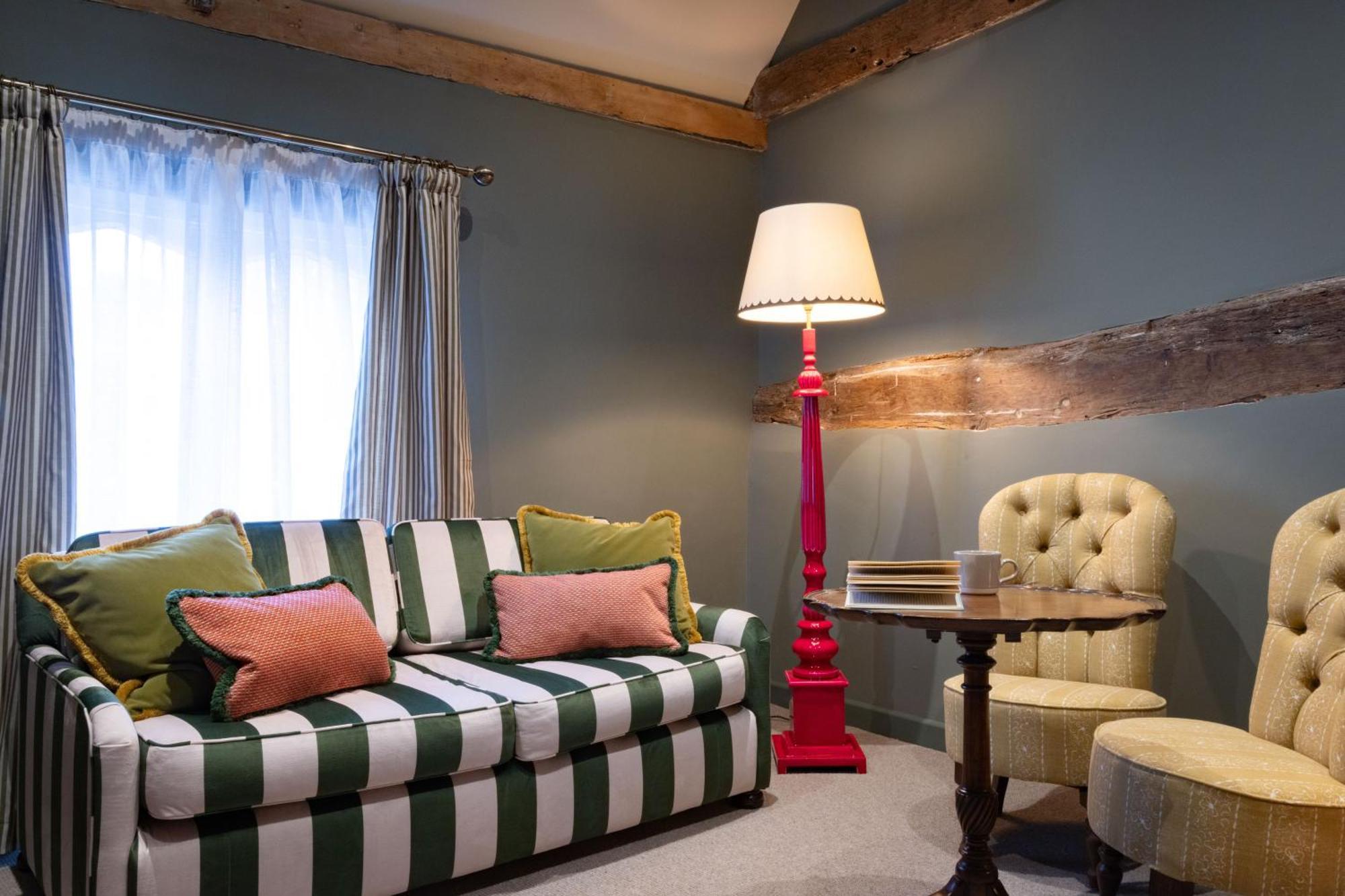 The Coat And Bear - A Heartwood Inn Ньюбері Екстер'єр фото